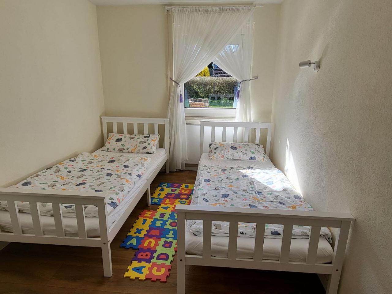 Ferienwohnung Naehe Legoland Mit Grossem Garten Und Terrasse Sontheim an der Brenz Bagian luar foto