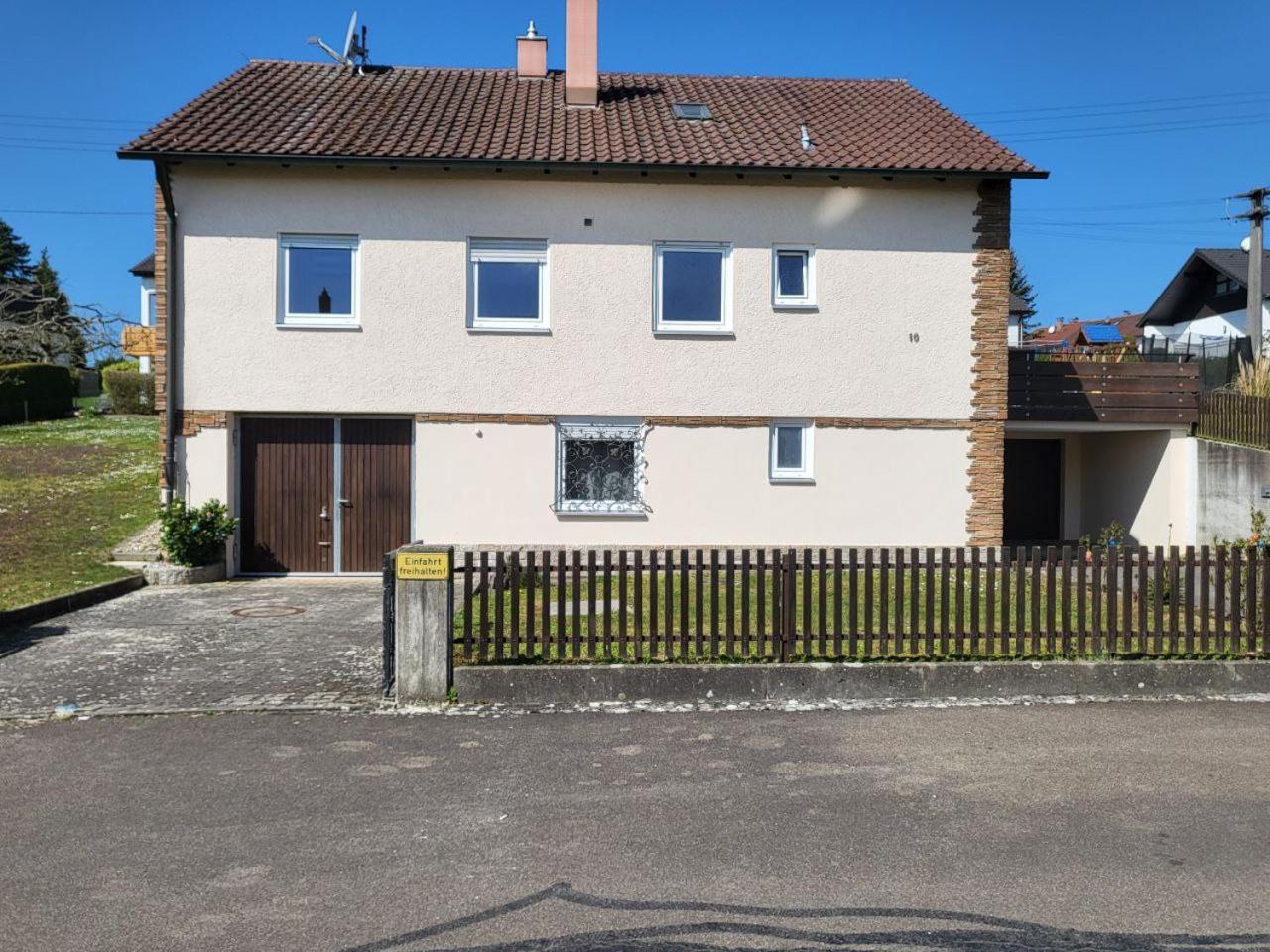 Ferienwohnung Naehe Legoland Mit Grossem Garten Und Terrasse Sontheim an der Brenz Bagian luar foto